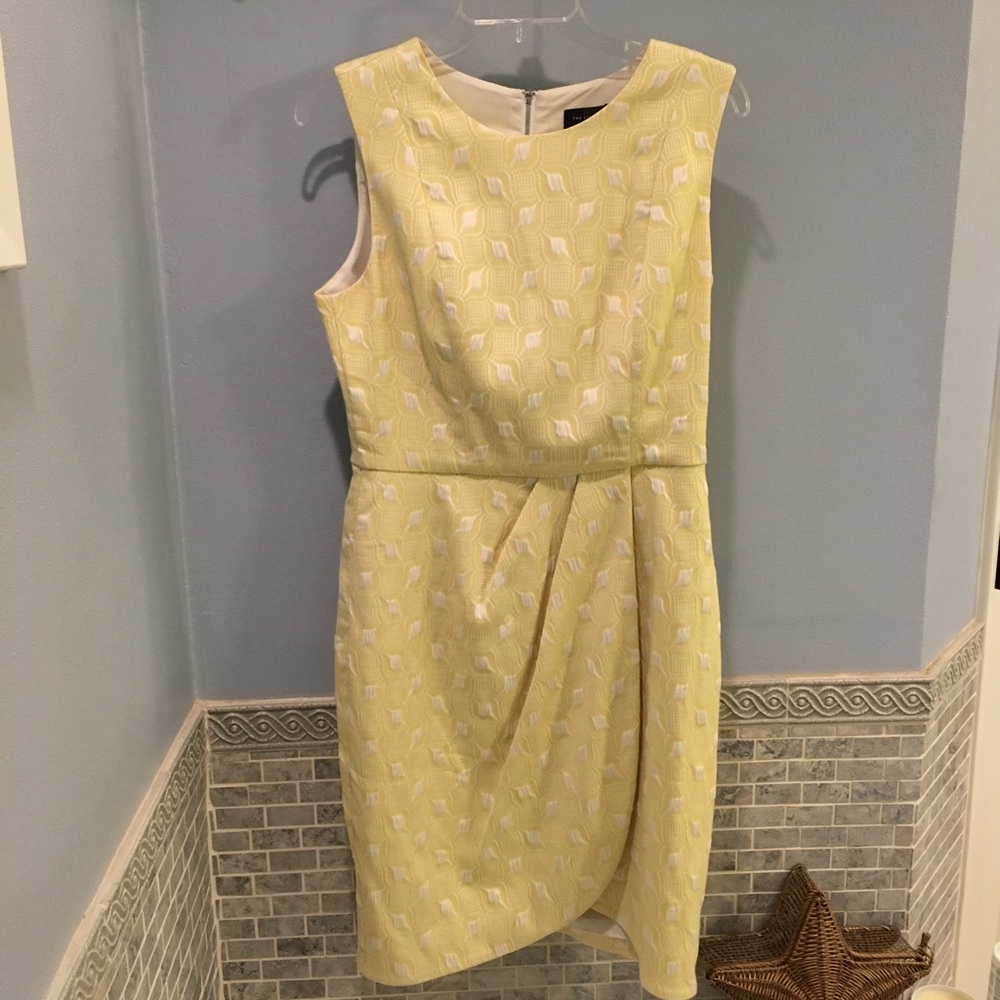 Limited Yellow/white Midi Dress, 6 EUC